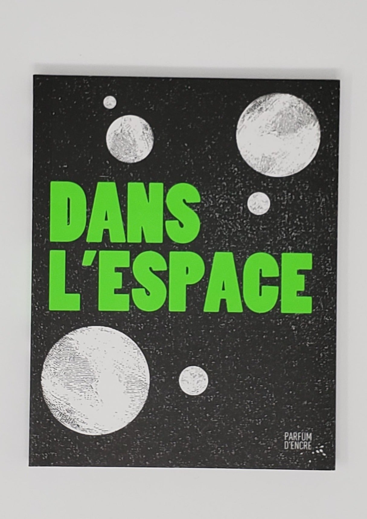 Dans l'espace