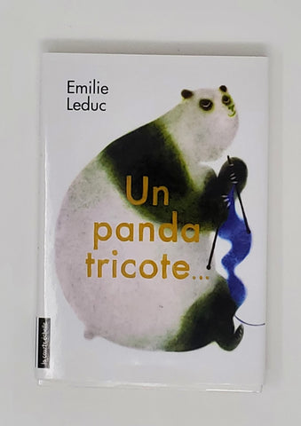 Un panda tricote …