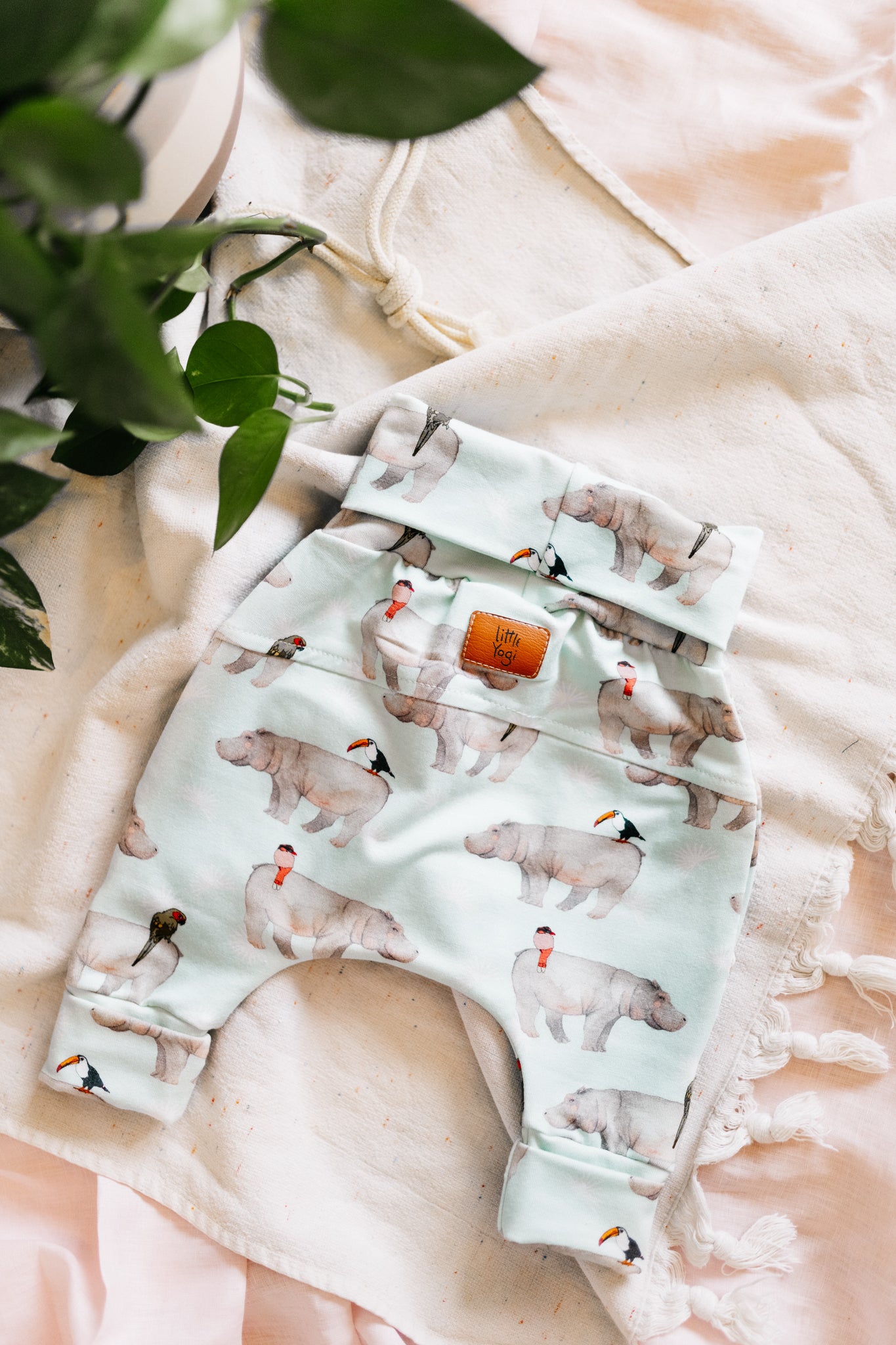 Harem, Pantalon évolutif de Little Yogi - Little Hipo